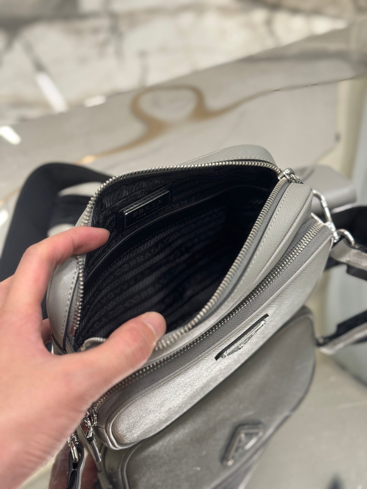 ＰＲＤＡ SAFFIANO LEATHER SHOULDER BAG MARBLE GRAY