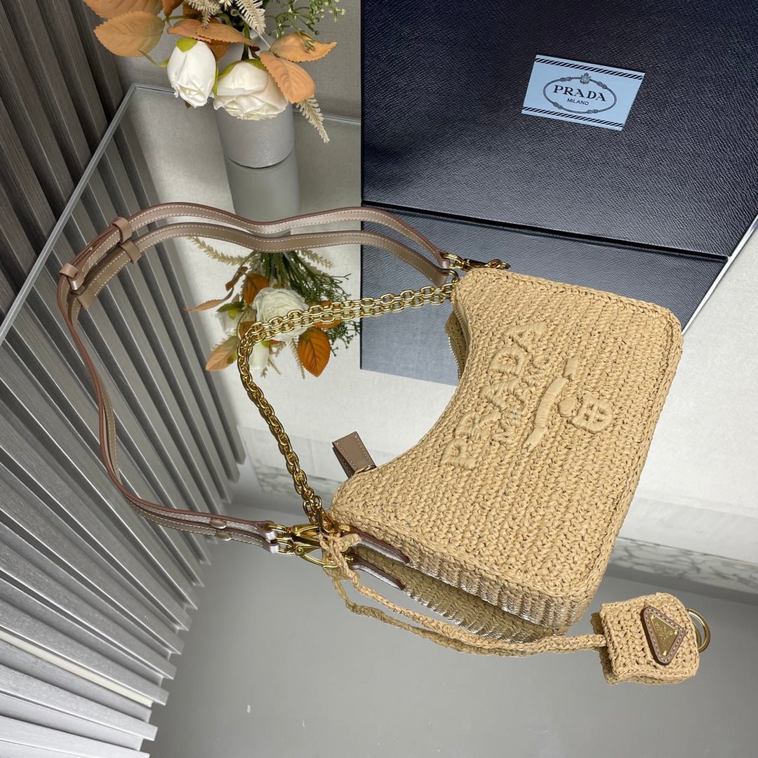 ＰＲＤＡ RE-EDITION CROCHET MINI-BAG