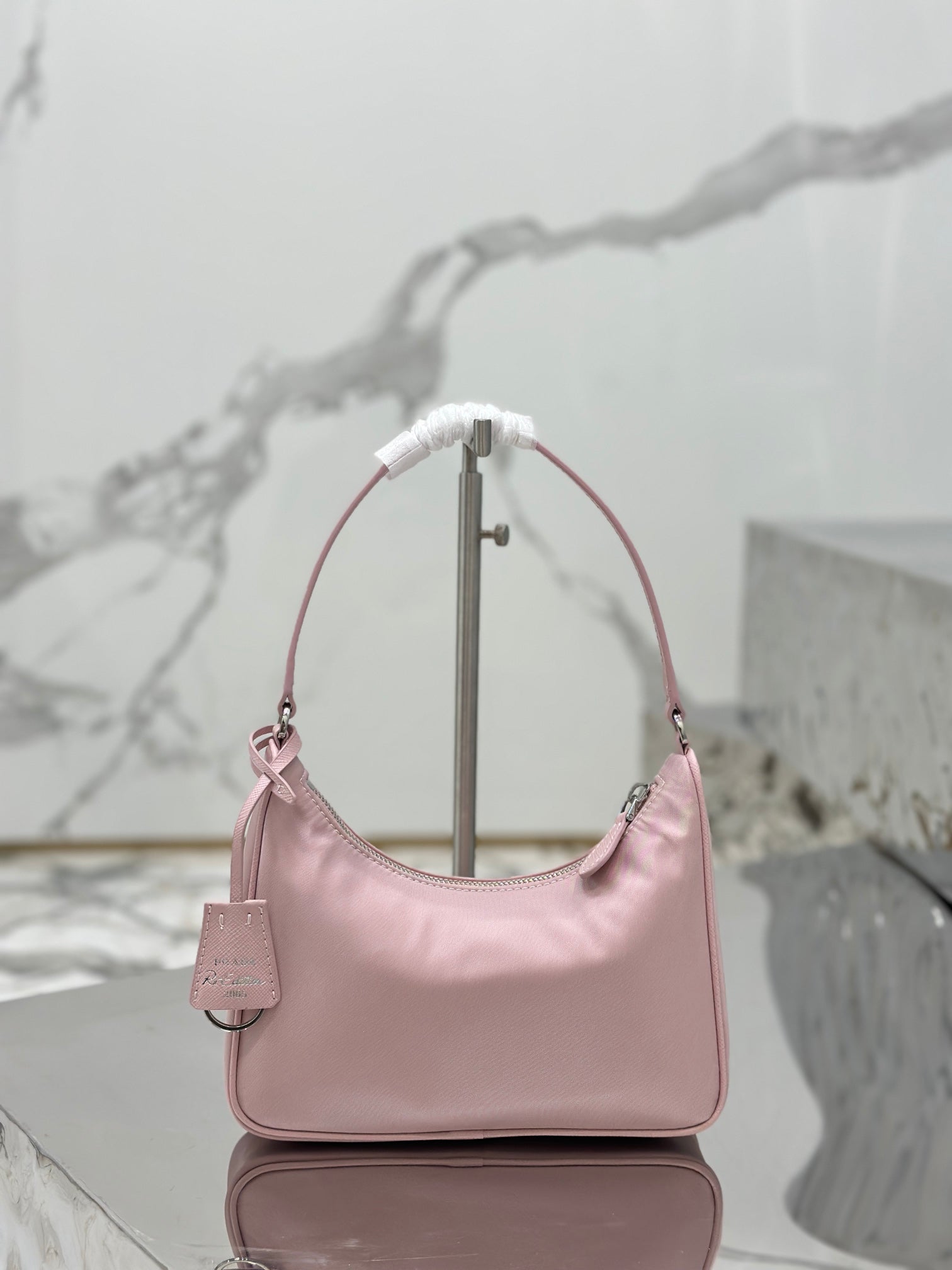 ＰＲＤＡ RE-EDITION 2005 RE-NYLON AND SAFFIANO MINI BAG ALABASTER