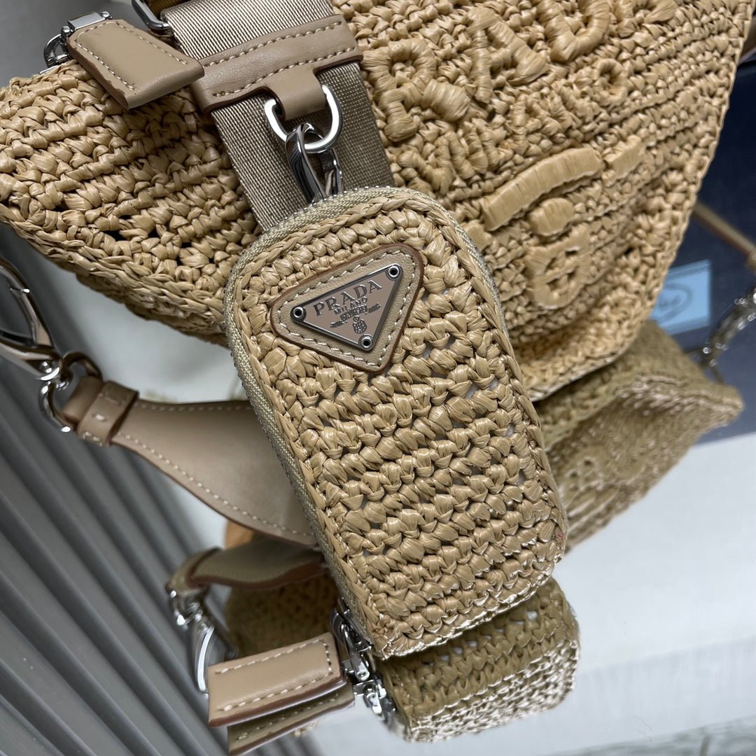 ＰＲＤＡ RAFFIA TRIANGLE CROSSBODY BAG