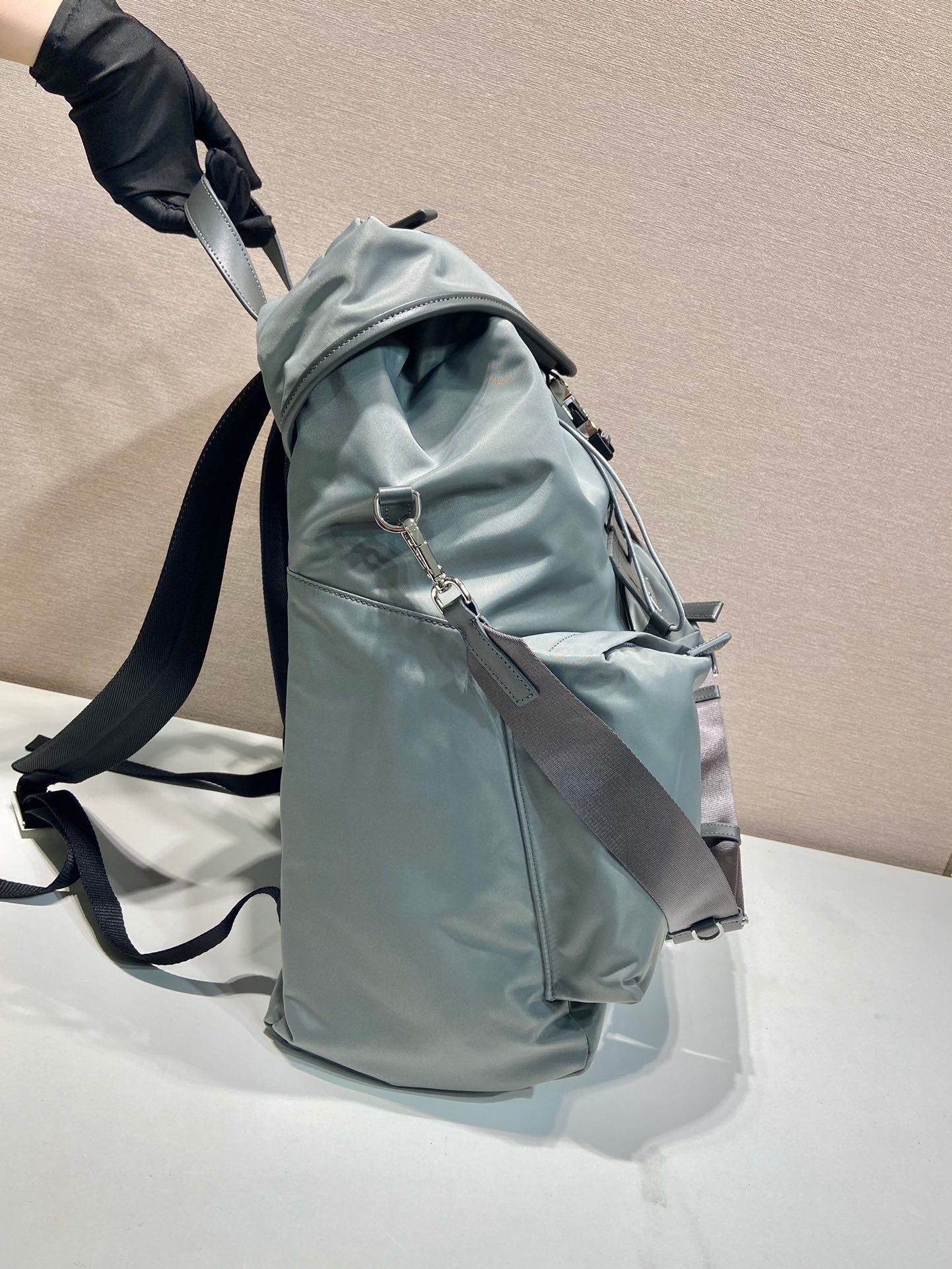 ＰＲＤＡ RE-NYLON AND LEATHER BACKPACK ASH GRAY