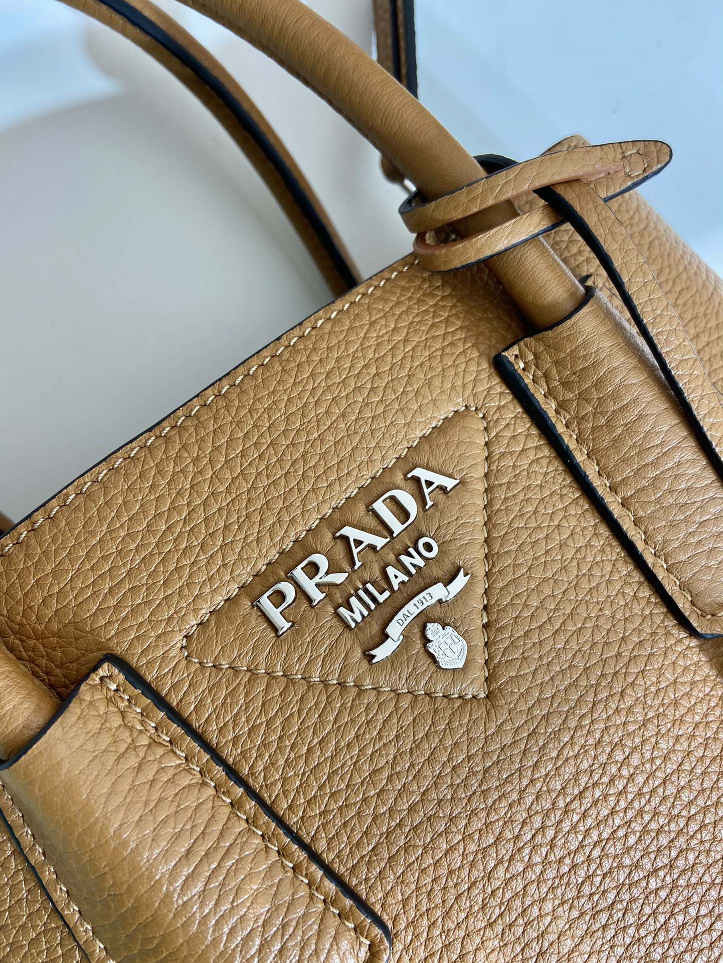 ＰＲＤＡ LEATHER TOTE BAG CARAMEL