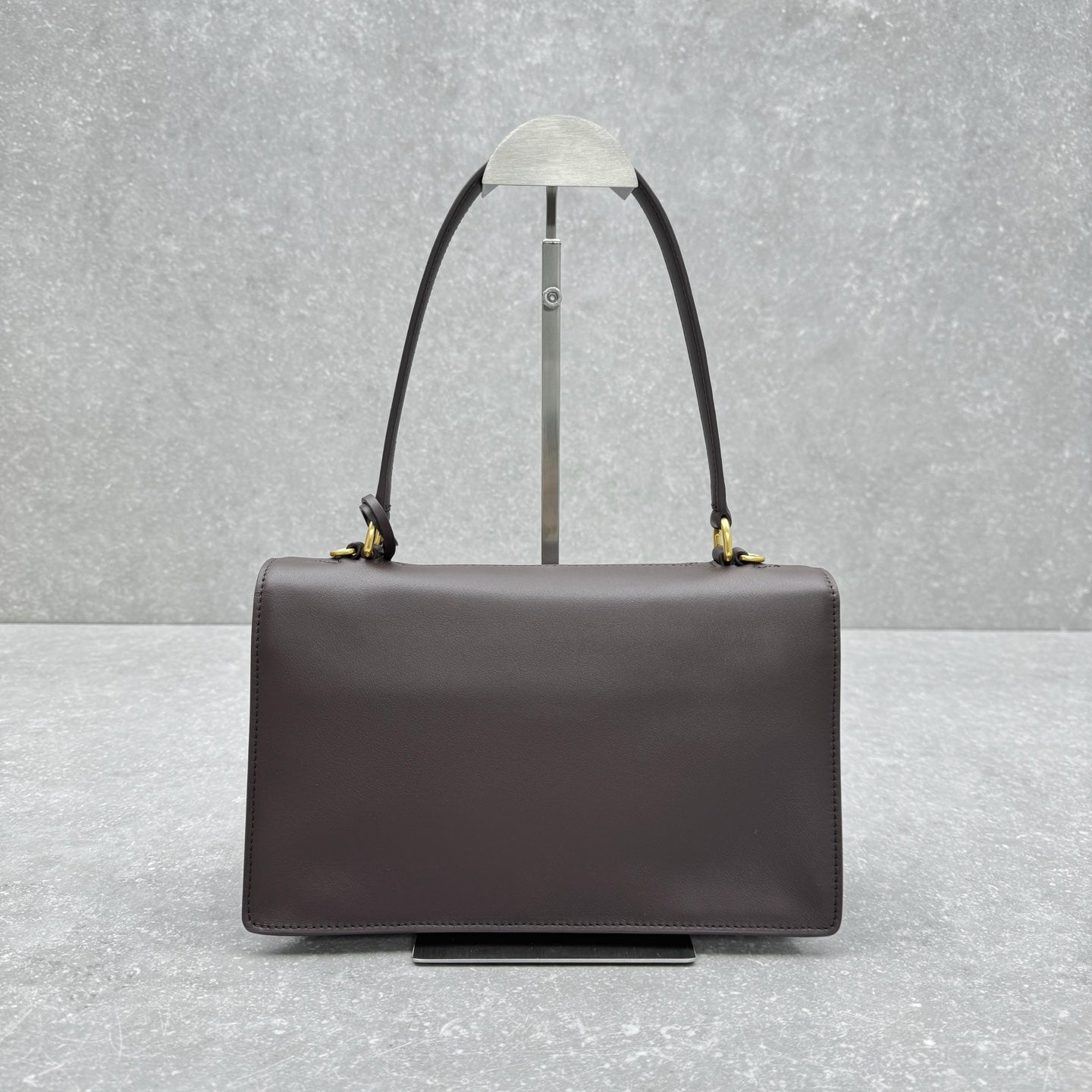 ＰＲＤＡ SOFT SOUND MEDIUM LEATHER SHOULDER BAG DARK BROWN