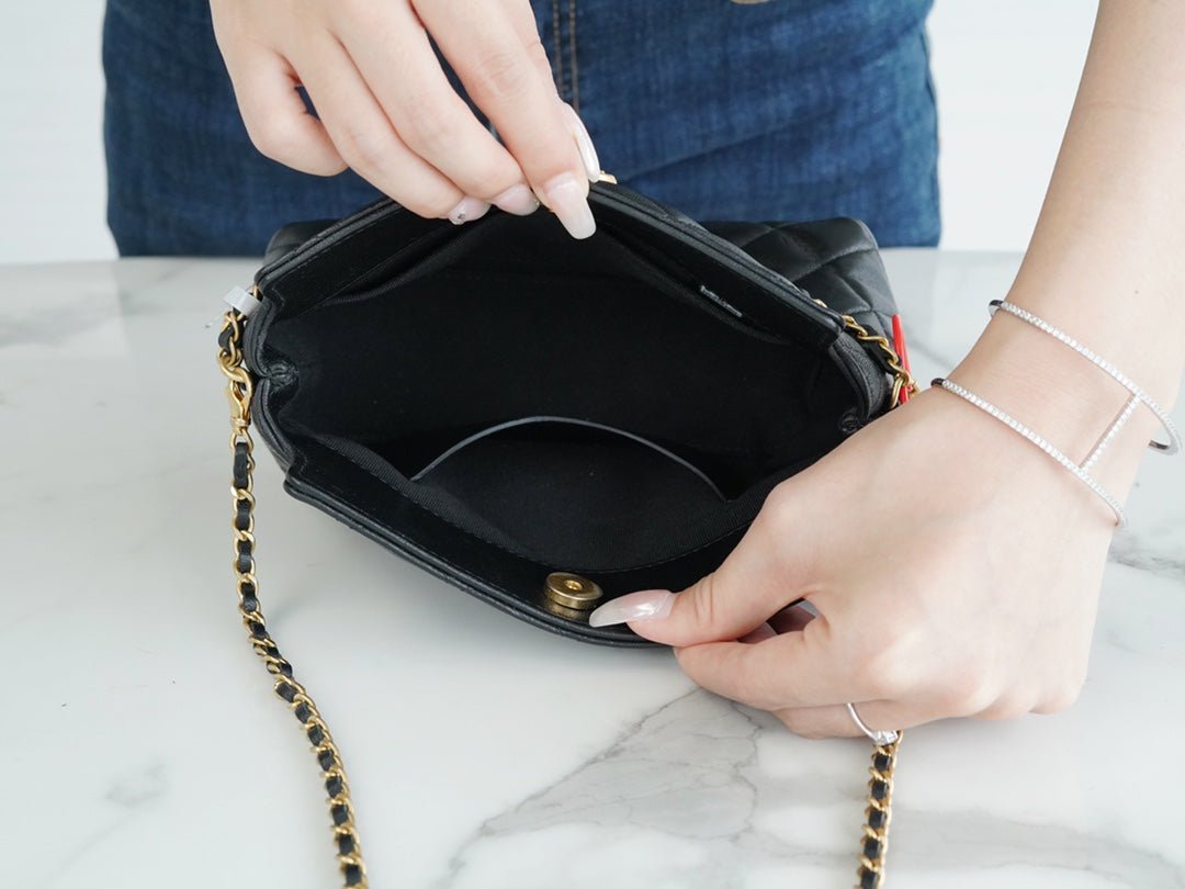 ＣＨＮＥＬMATELASSE CHAIN SHOULDER BAG