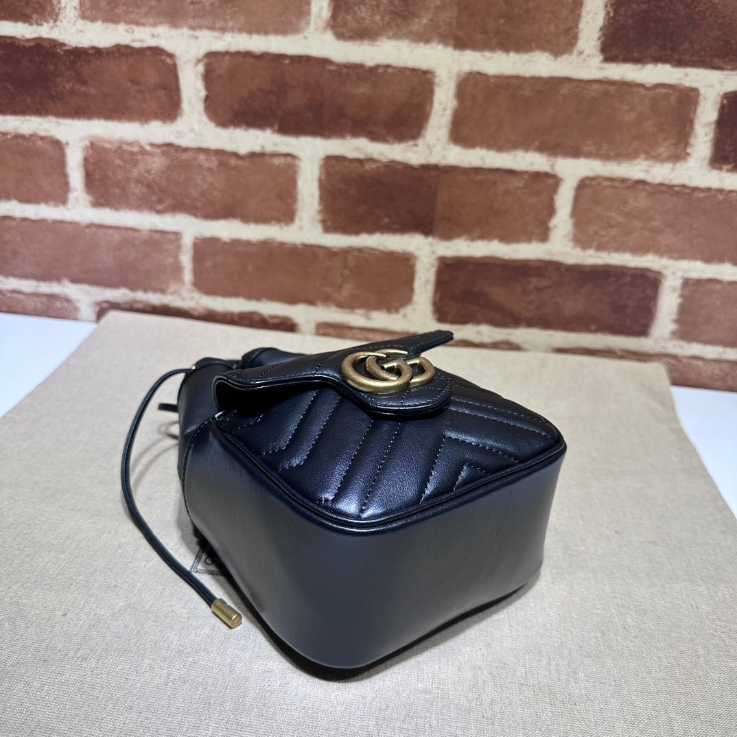 ＧＣＣＩGG MARMONT MINI BUCKET BAG BLACK