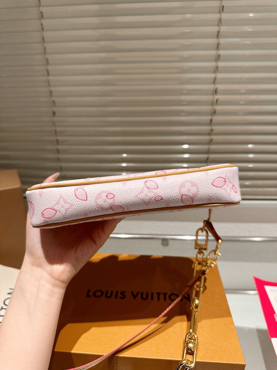 ＬＳ ＶＴＴＯＮ x TM POCHETTE ACCESSOIRES PINK