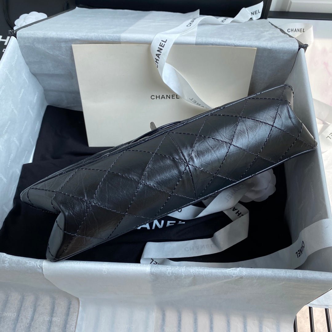 ＣＨＮＥＬ LARGE 2.55 HANDBAG SILVER METAL