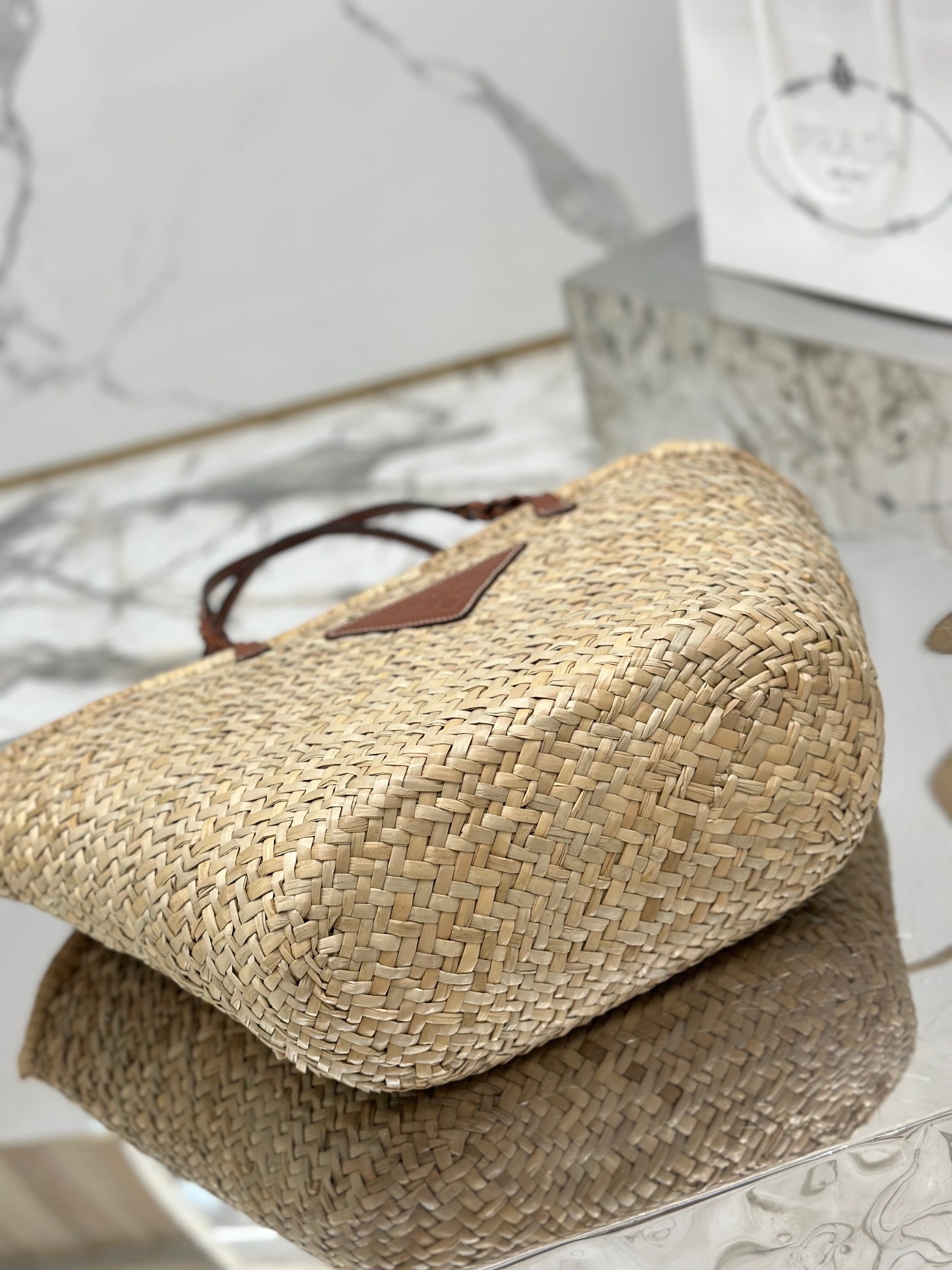 ＰＲＤＡ WOVEN PALM AND LEATHER TOTE BAG