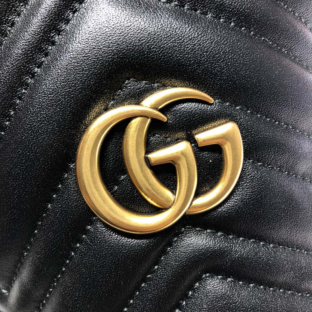 ＧＣＣＩGG MARMONT BUCKET BAG BLACK
