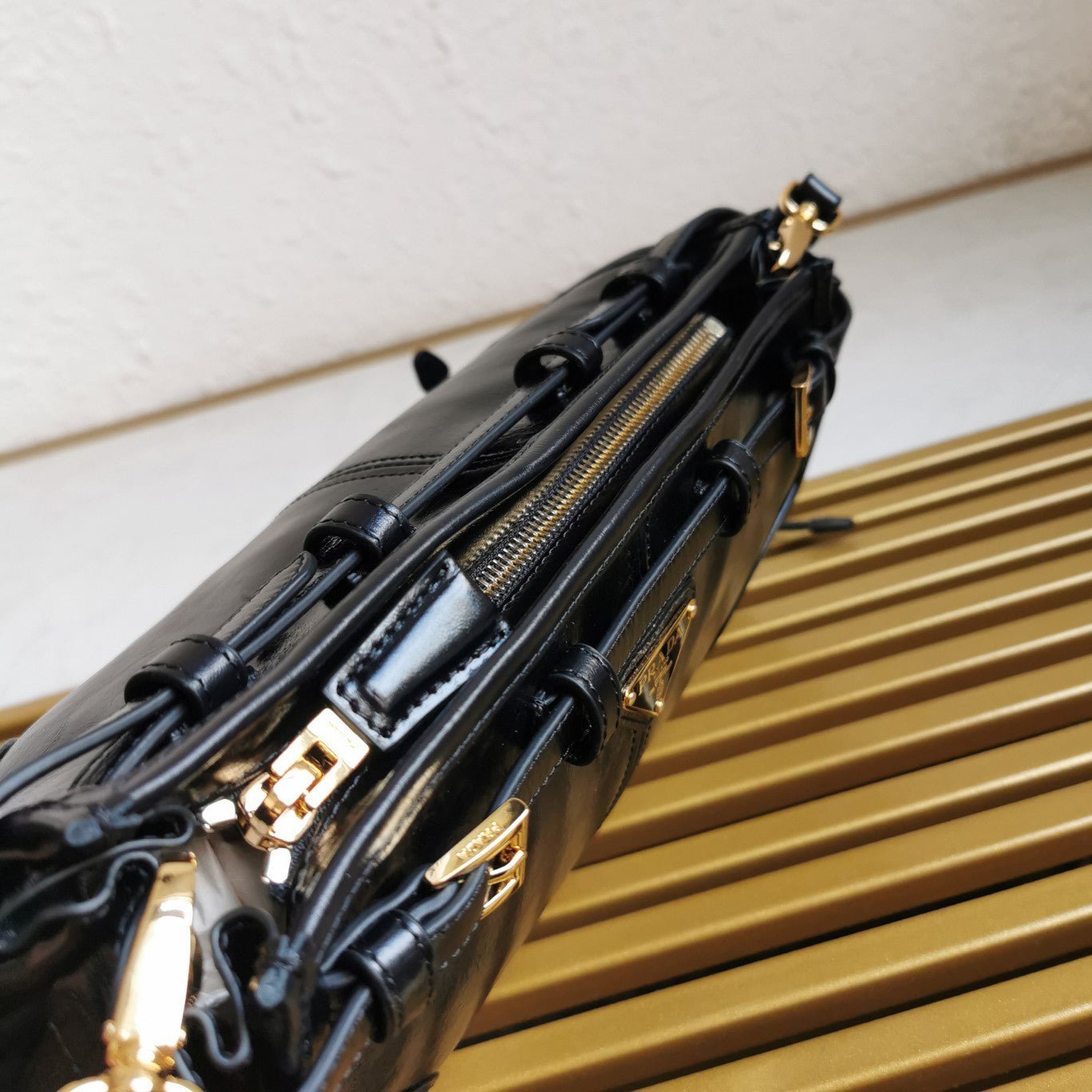 ＰＲＤＡ BONNIE SMALL LEATHER SHOULDER BAG