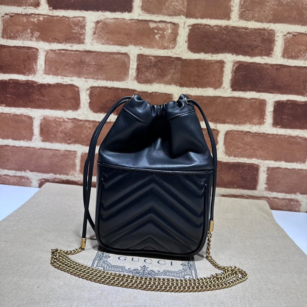 ＧＣＣＩGG MARMONT MINI BUCKET BAG BLACK