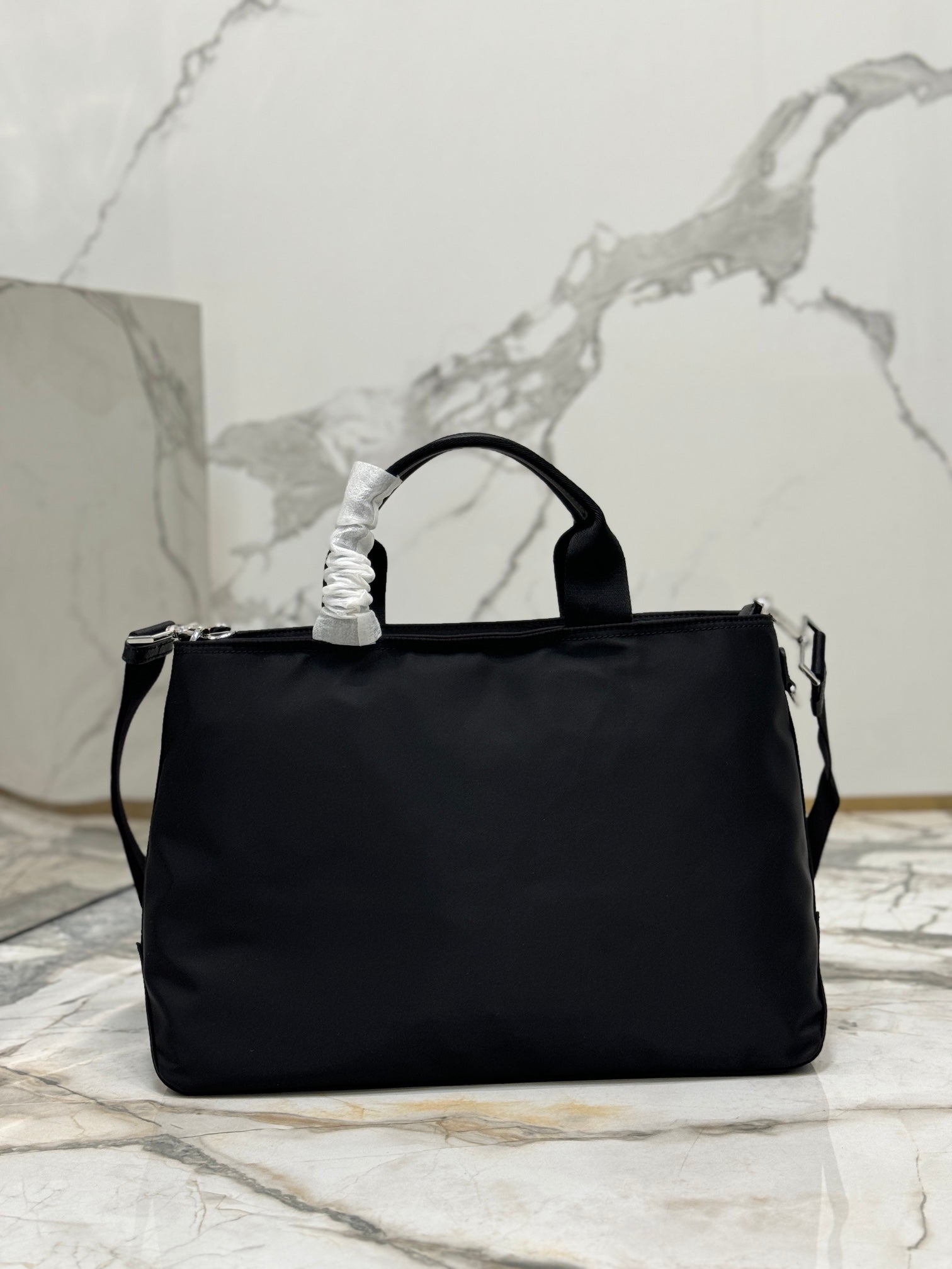 ＰＲＤＡ RE-NYLON AND SAFFIANO LEATHER TOTE BAG