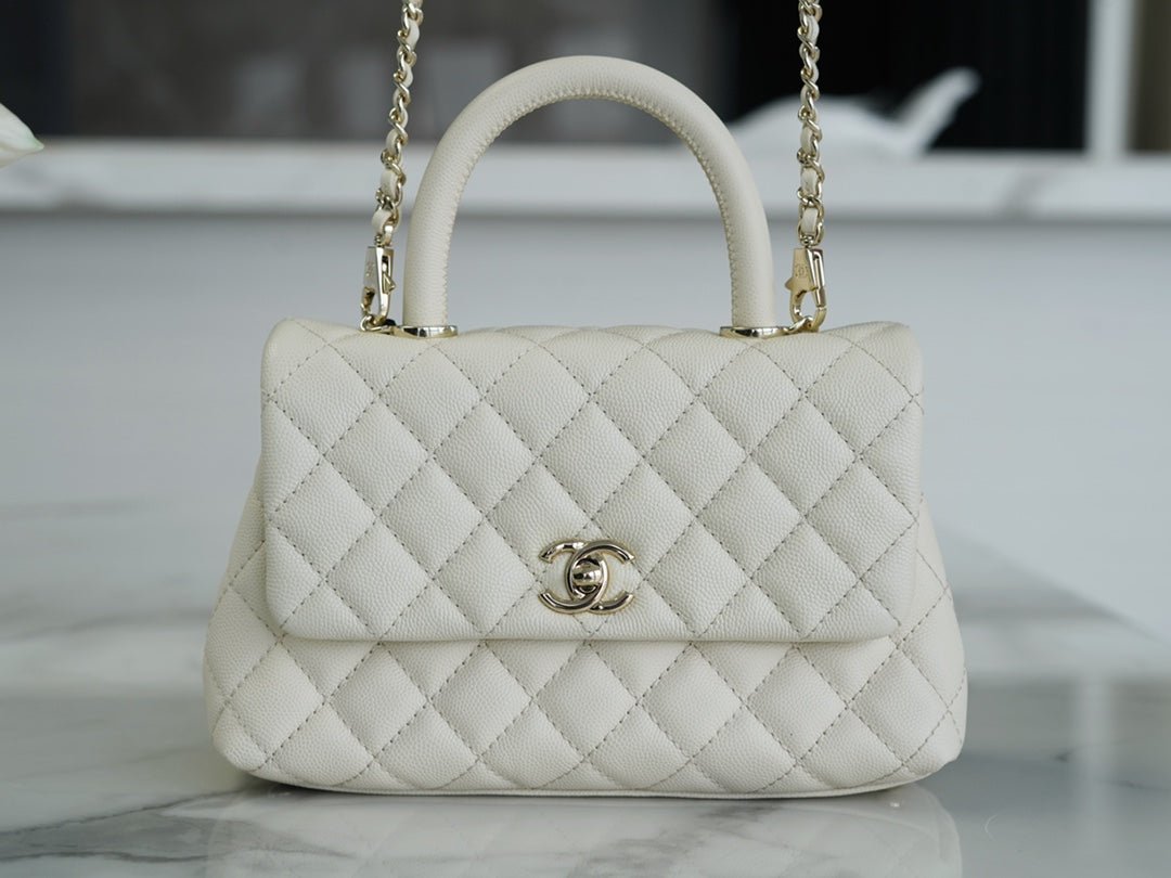 ＣＨＮＥＬCOCO HANDLE BAG WHITE