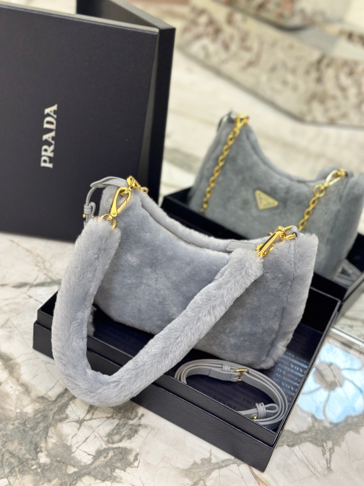 ＰＲＤＡ RE-EDITION SHEARLING MINI-BAG CORNFLOWER