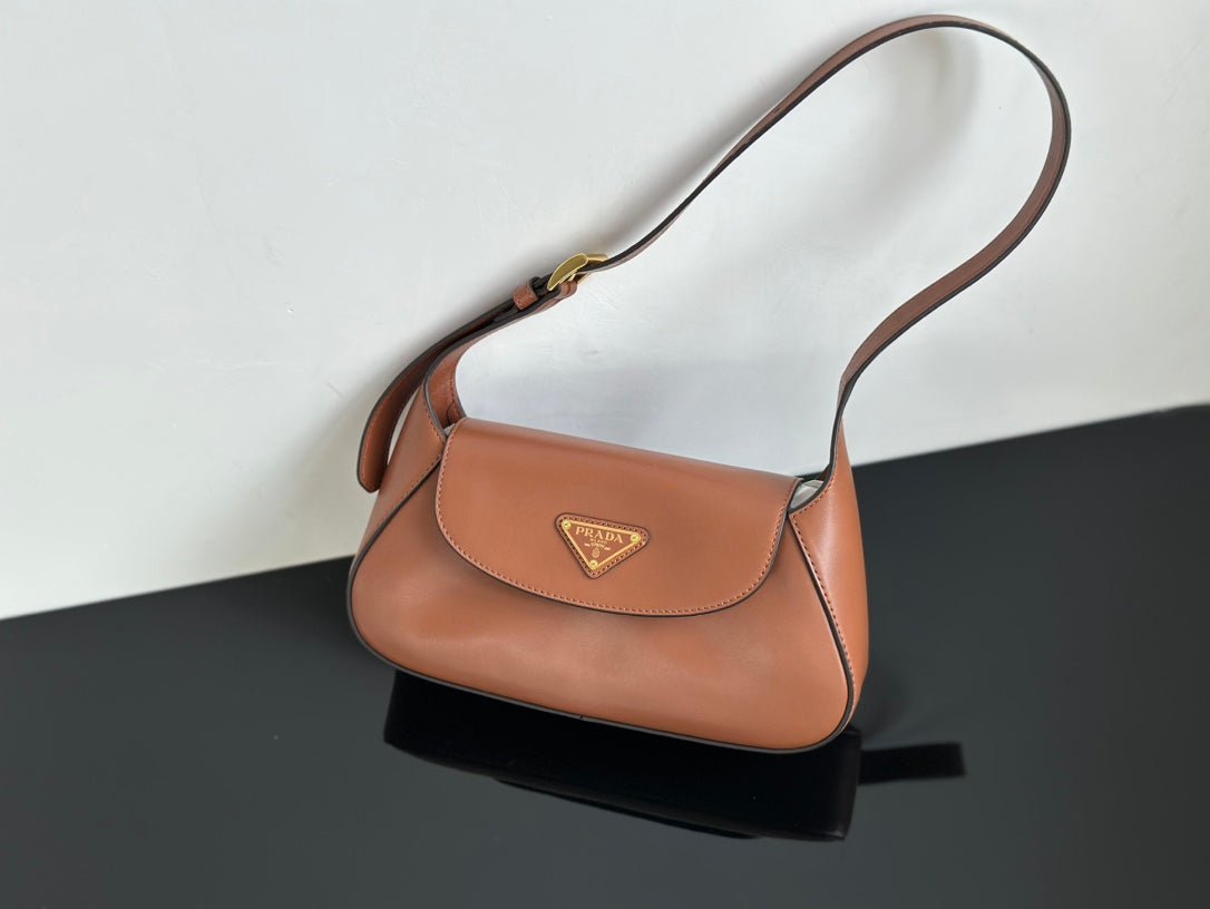 ＰＲＤＡ SMALL LEATHER SHOULDER BAG CARAMEL