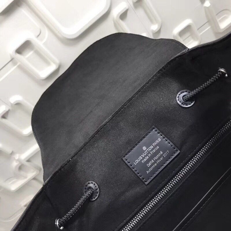 ＬＳ ＶＴＴＯＮ x ＳＰＲＥＭＥ N41709SZ CHRISTOPHER BACKPACK BLACK