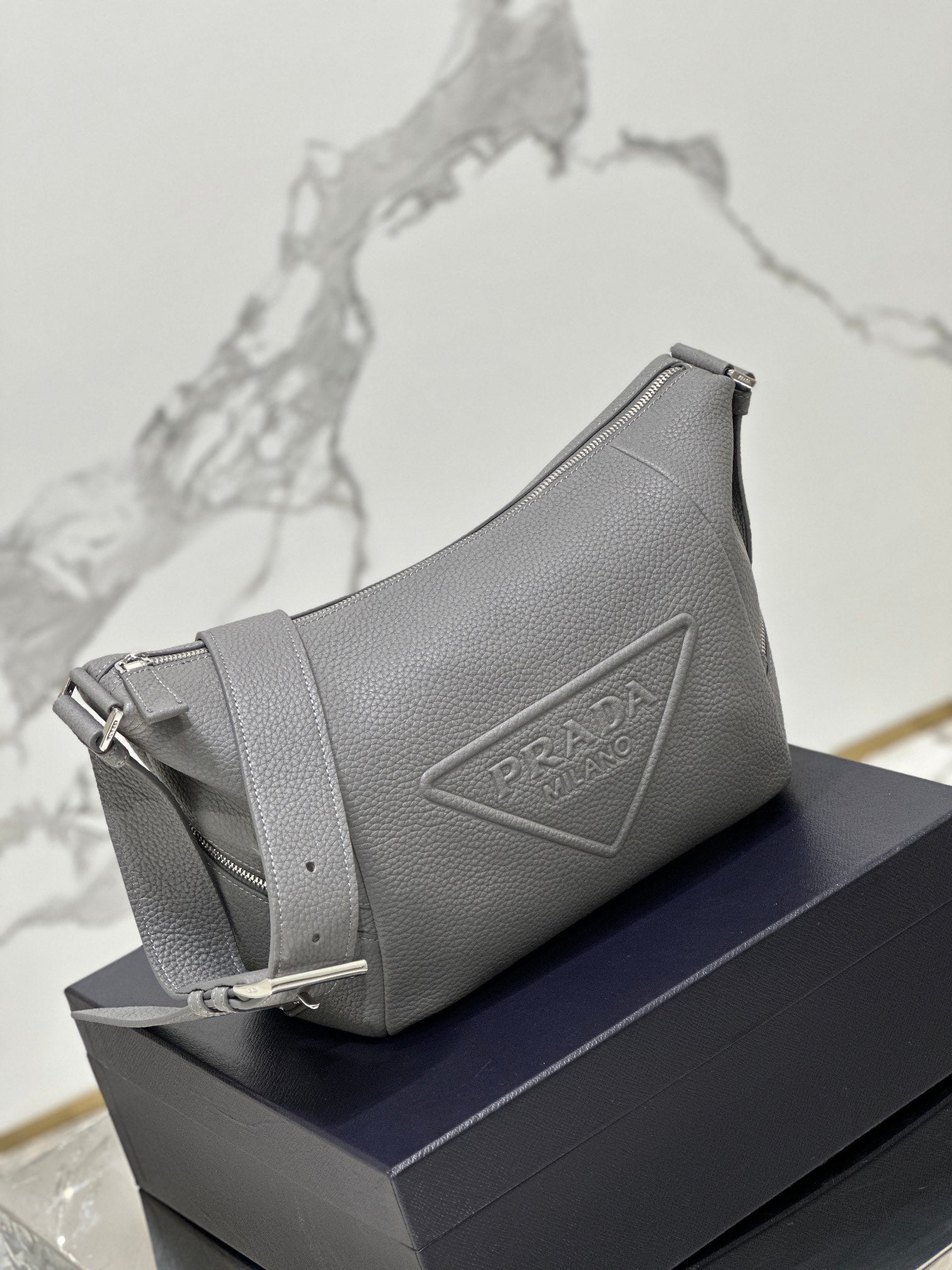 ＰＲＤＡ GRAY LEATHER SHOULDER BAG