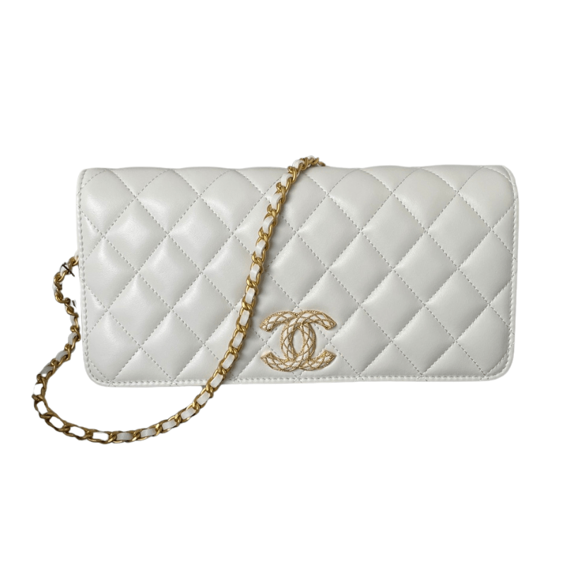 ＣＨＮＥＬCLASSIC WALLET ON CHAIN WHITE